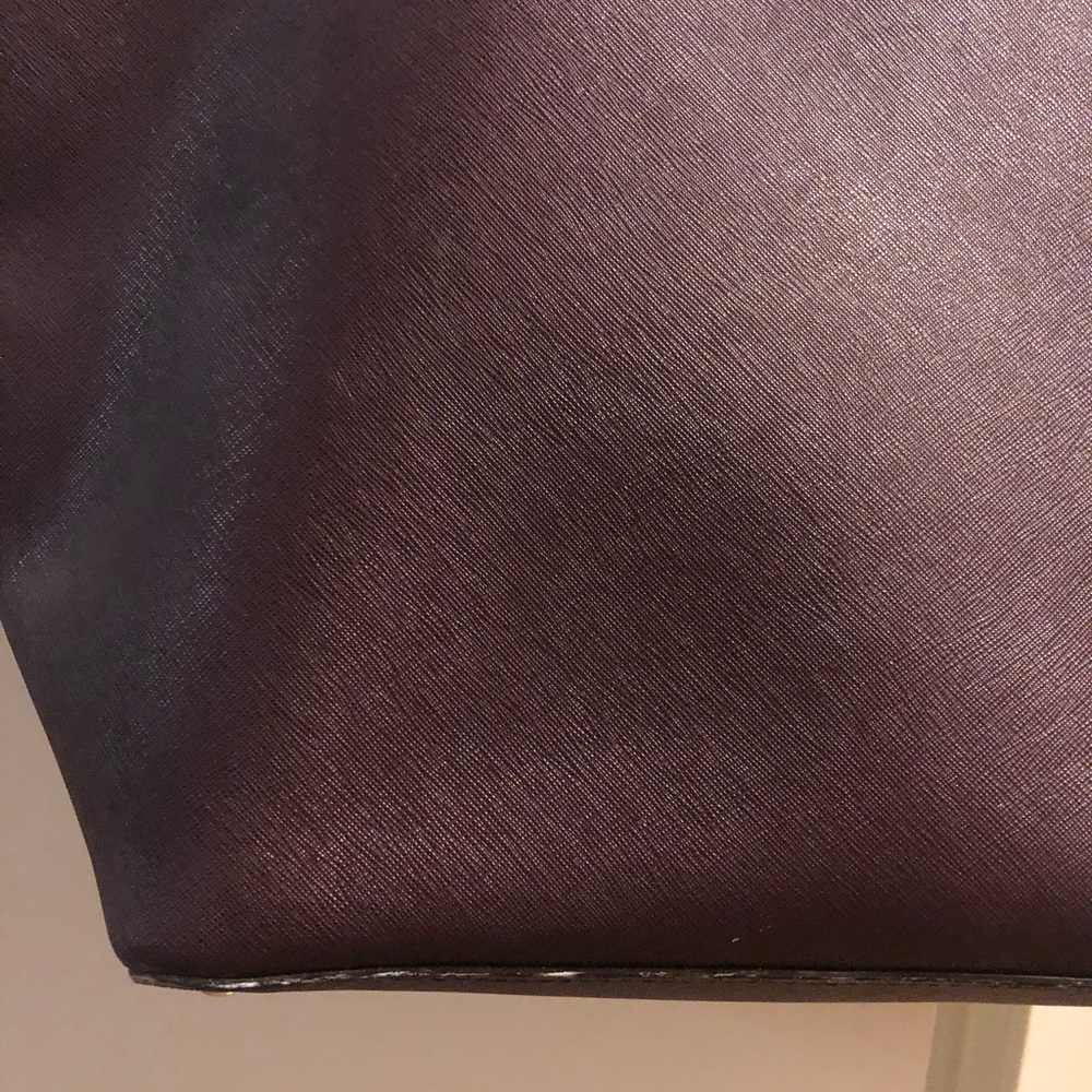 Kate Spade large tote - Picture 2 of 4